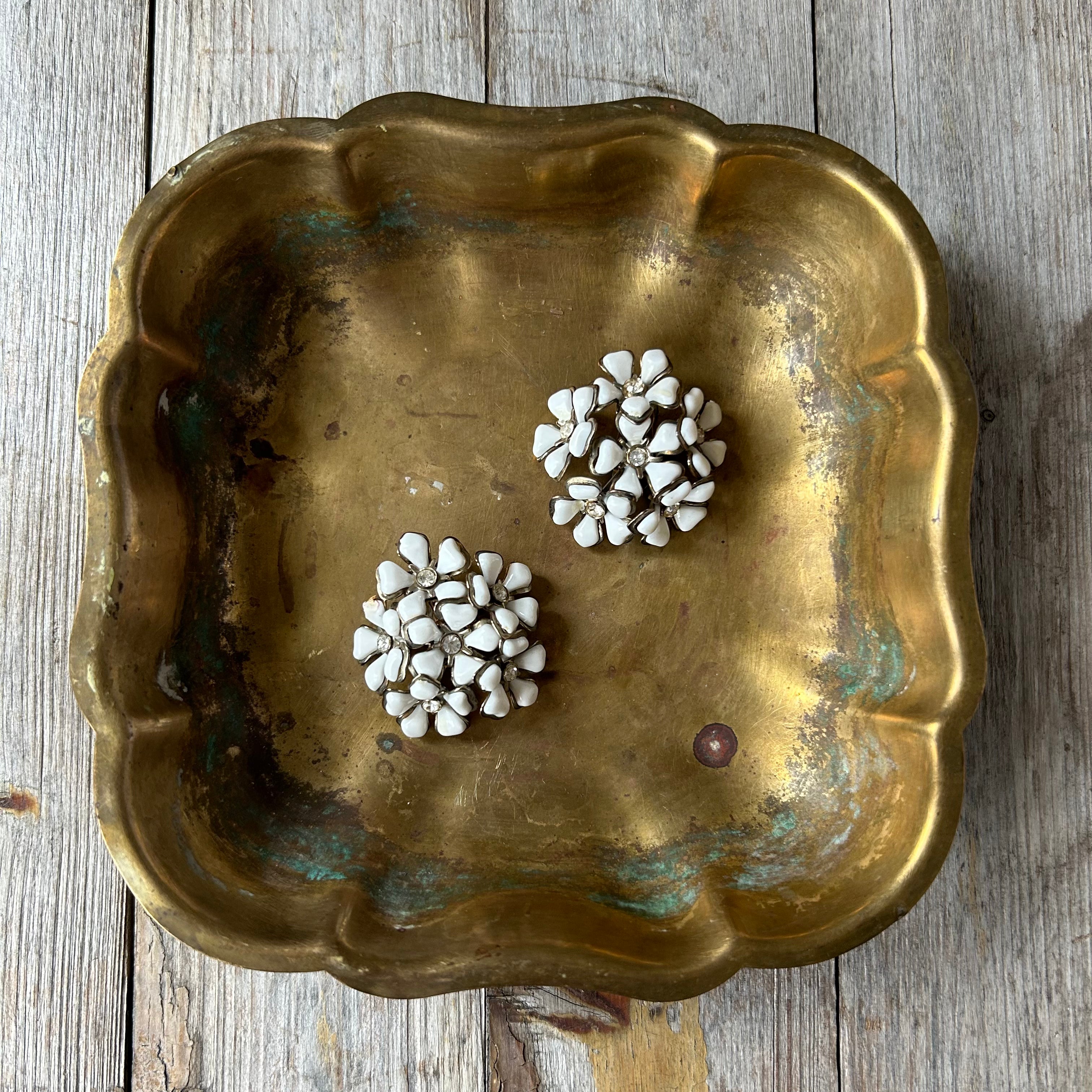 Vintage Clip On Earrings